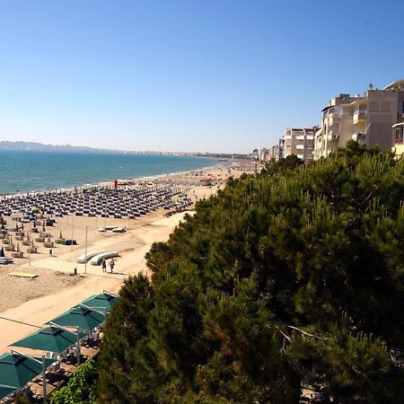 Vila Oxinn Kryemëdhej Exterior foto